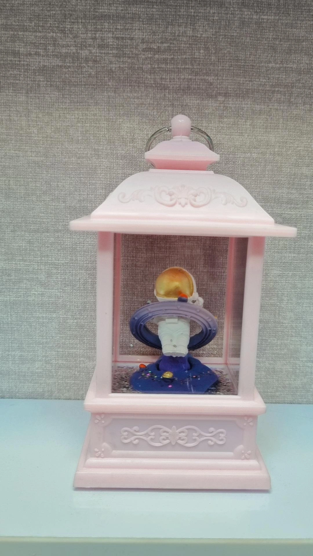 چراغ خواب فانوس موزیکال فضانورد