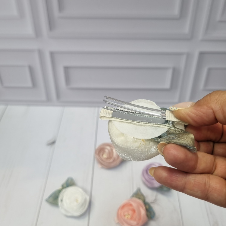 گیره انبری رز مجلسی حریر طرح۲