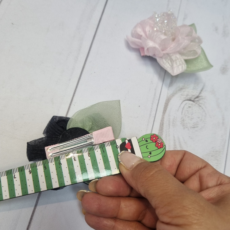 گیره انبری رز مجلسی حریر طرح۳